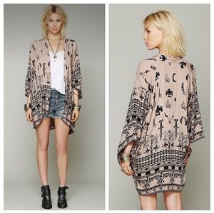 UFT Vintage Spell Tribal Aztec Kimono in Mushroom – OS